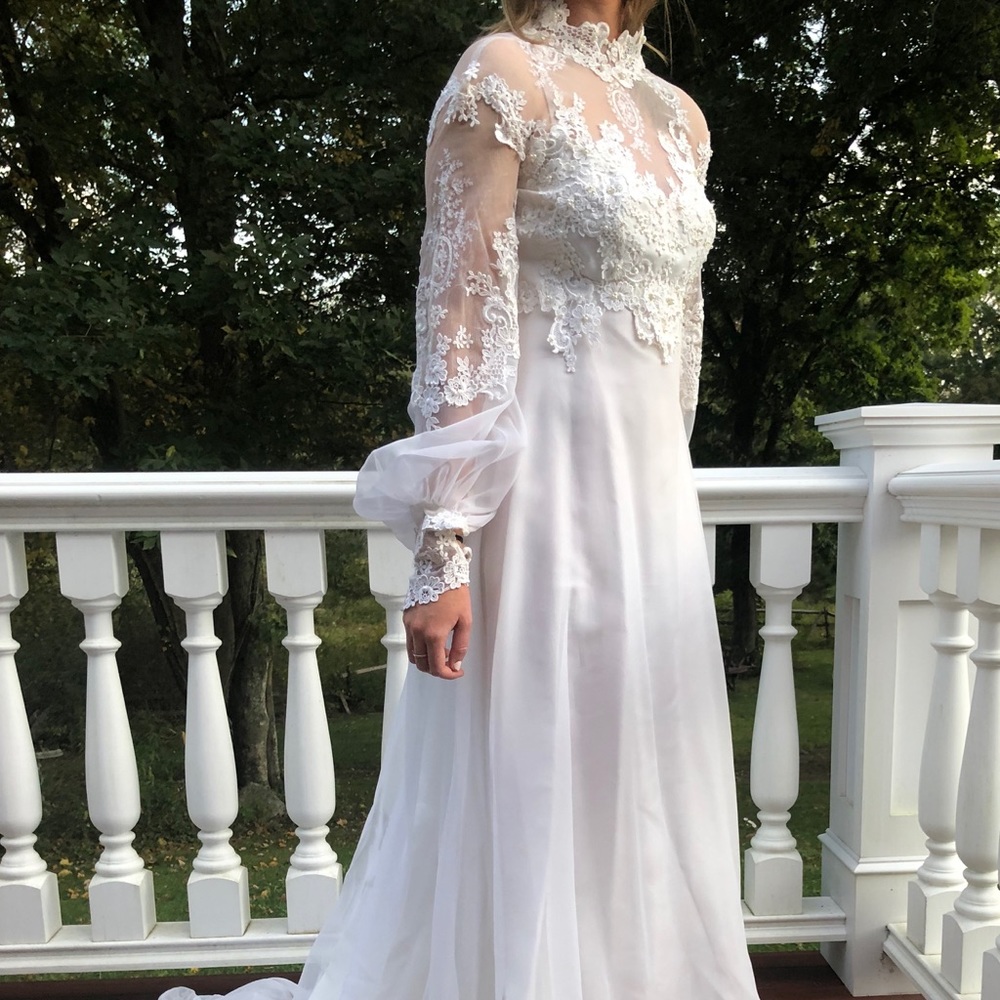Vintage White Wedding Grown; Never Worn or Altered - Picture 3 of 8